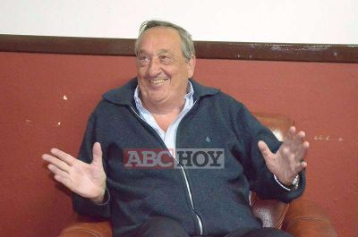 Lunghi elogi� al gabinete elegido por Macri y destac� los ministerios que ocupar� el radicalismo 