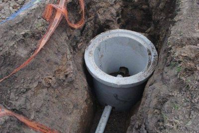 Construcci�n de la c�mara en calle Mendiola para ampliaci�n de la red y servicio cloacal