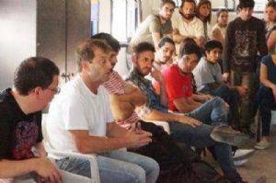 �La enorme cantidad de j�venes que militan es la renovaci�n de este espacio pol�tico�