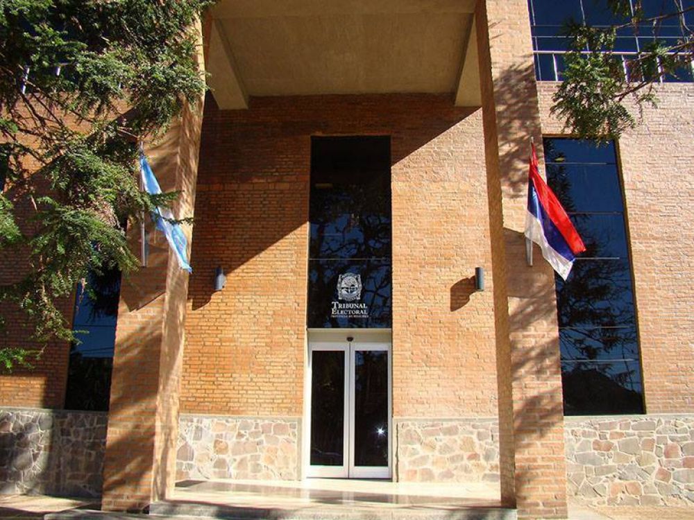 El Tribunal Electoral reconoce la representaci�n de minor�as en 48 concejos deliberantes de la provincia