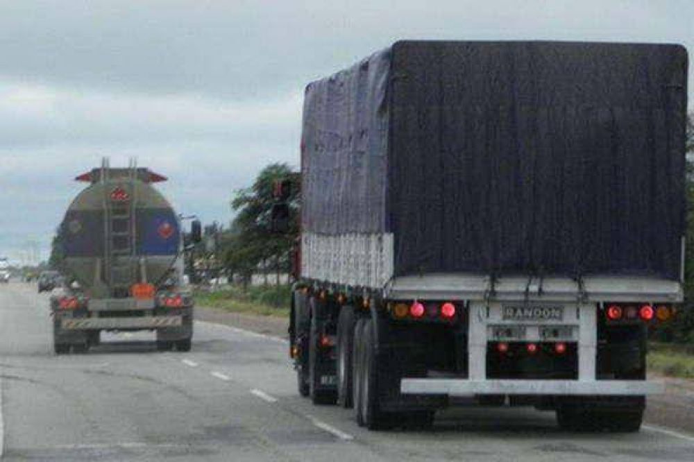 Restringir�n desde hoy la circulaci�n de camiones