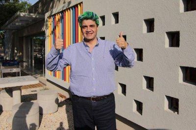 Gan� Vidal y el intendente cumpli� con su promesa