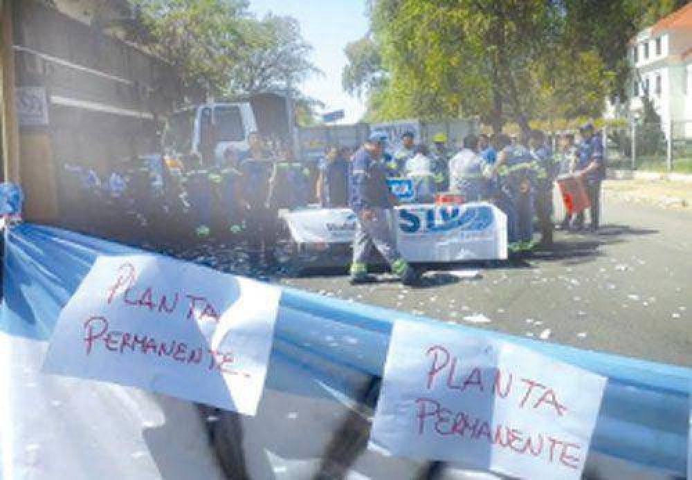 Trabajadores viales nacionales insisten por el pase a planta