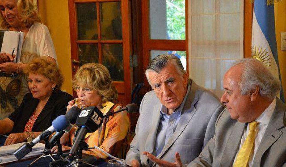 Licitaron la construcci�n de dos ENI en Rawson y Capital