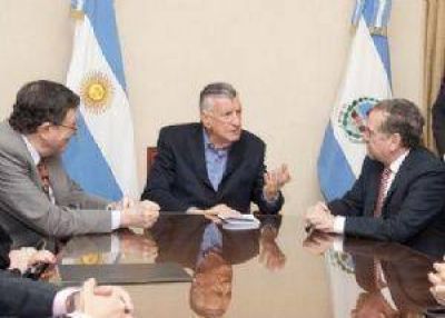 Del Bono destac� el gesto de Macri al elegir a Lino Bara�ao en el �rea de Ciencia y T�cnolog�a