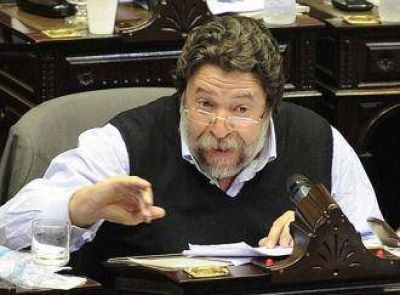 Diputados de izquierda y centroizquierda cuestionaron a la oposici�n por no acompa�ar leyes para los trabajadores