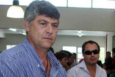 El ministro de Agricultura designado asumir� con su sueldo de diputado embargado