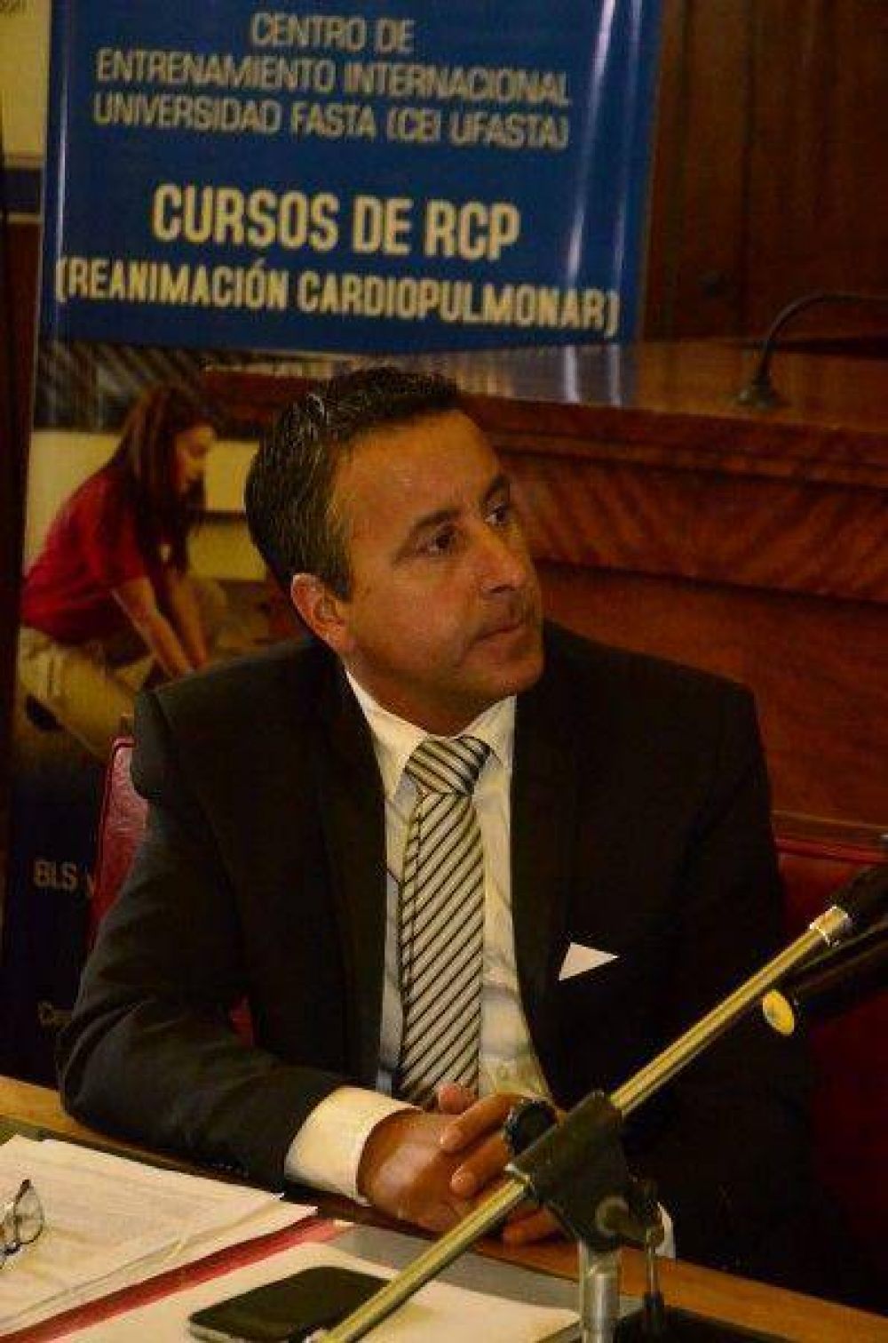 Azcona: �Cuando existen los consensos, ganan los vecinos�