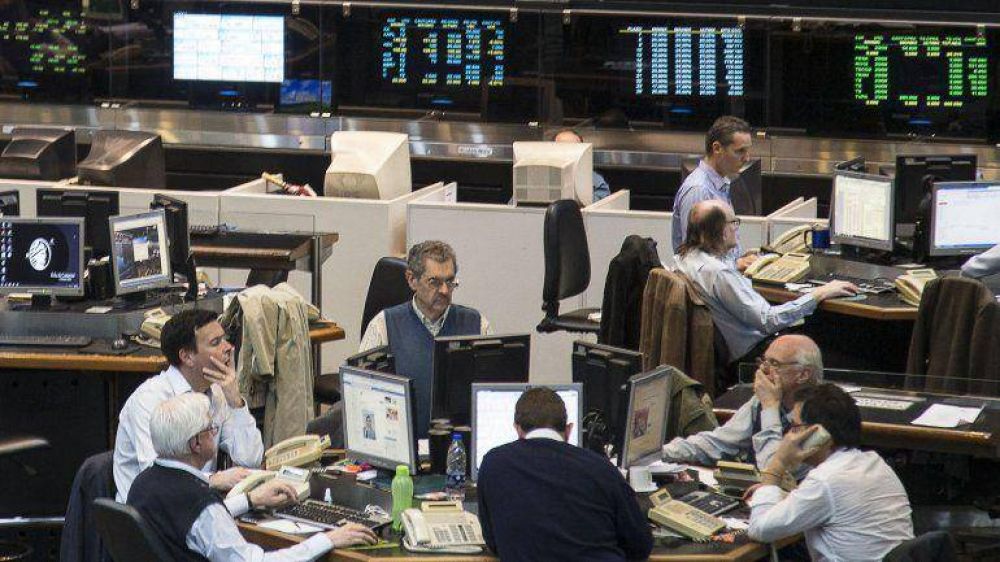 Comienza una semana de fuertes apuestas en el mercado