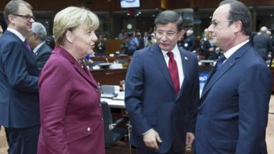 Europa aporta fondos para que Turqu�a frene a los refugiados