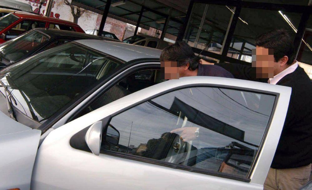 Denuncian aumento de agencias de autos truchas en Mendoza