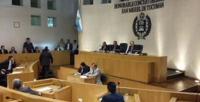 Aprobaron las medidas econ�micas que pidi� Alfaro