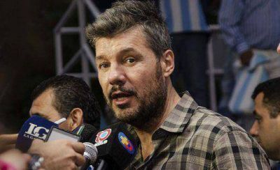 A Tinelli no le interesa el f�tbol de Tucum�n, sino llevarse un voto m�s 
