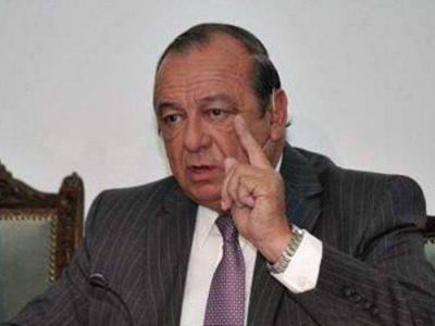 S�nchez anunciar� esta tarde su nuevo gabinete