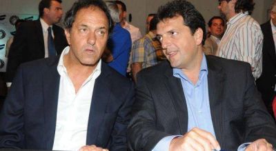 Scioli hizo un llamado a �la unidad� del PJ y abri� la puerta al regreso de Massa