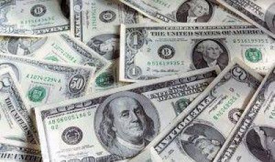 El d�lar blue se hundi� a $14,74 y el BCRA vendi� otros u$s 40 M