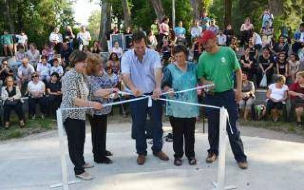 General Rodrguez: Anghileri inaugur anfiteatro de la Casa de la Cultura