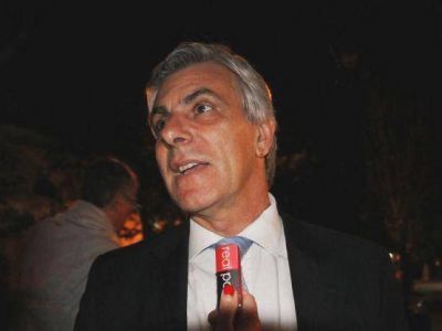 Carlotto: �No vamos a dar un paso atr�s pese a que estas hienas van a intentar derribar doce a�os de conquistas�