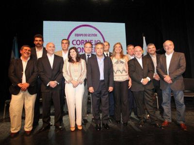 Menos ministerios y con una sola mujer en el gabinete