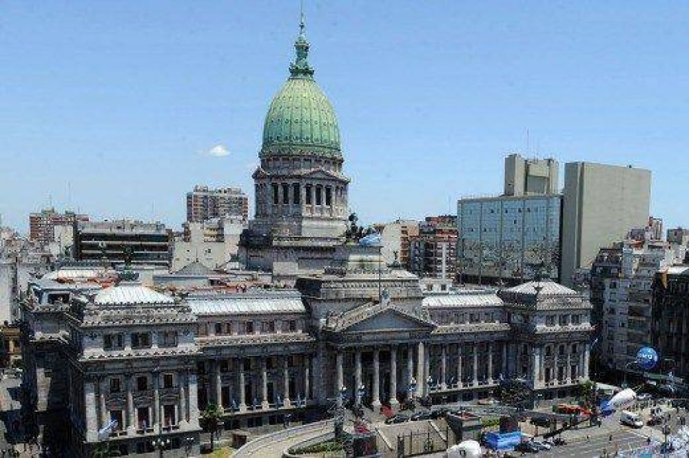 Confirman que la ceremonia de traspaso de mando presidencial se har� en el Congreso 