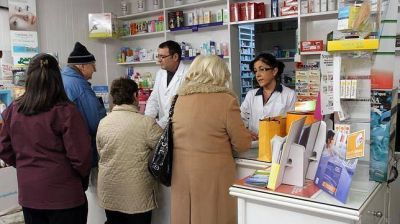 Farmacias podr�an cortar la atenci�n al PAMI por falta de pago
