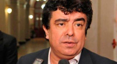 Espinoza sali� al cruce del pacto entre macristas y massistas en la provincia
