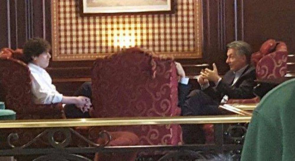 Lousteau se reuni� con Macri pero no ir�a a la Anses