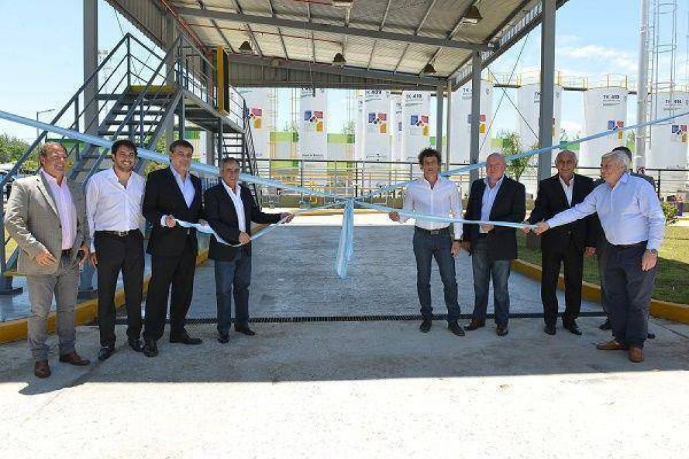 Cariglino inaugur una planta de reciclado en Malvinas Argentinas