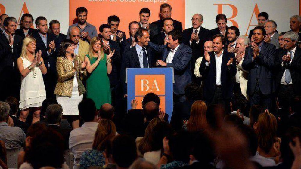 Cristina-PJ, cumbre �spera con pacto final que reparte sillones
