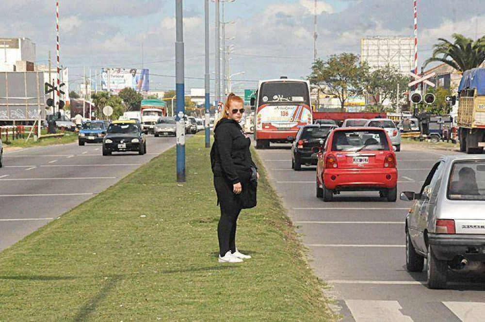 Proponen nuevos cruces que reemplacen a las rotondas de la avenida Champagnat