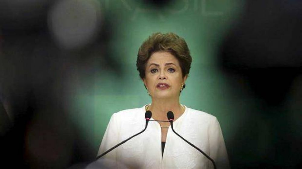 Abren el proceso para juzgar a Dilma
