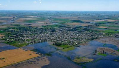 Guatimoz�n y Cavanagh, casi aislados por el agua