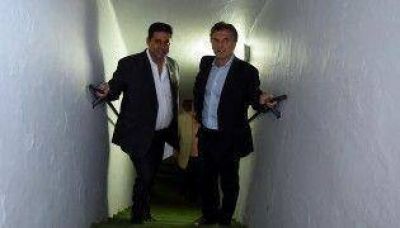 Angelici homenaje� a Macri en Boca