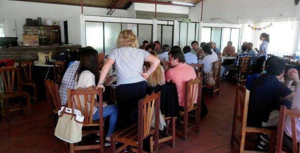 Intensa jornada de capacitaci�n con el nuevo gabinete de Jos� Luis Salom�n