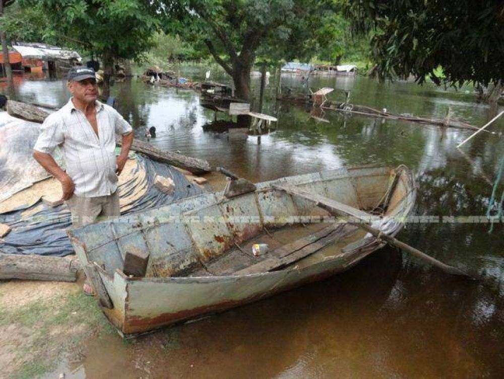 El Paran� ahora crece lentamente y est� cerca del nivel de evacuaci�n