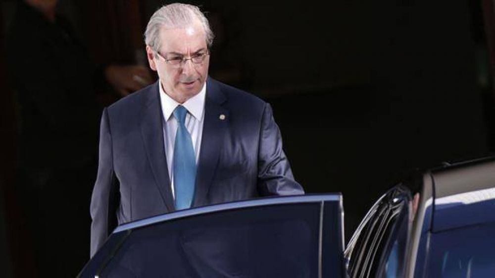 Dilma y Lula ordenan la contraofensiva para alejar la amenaza de juicio