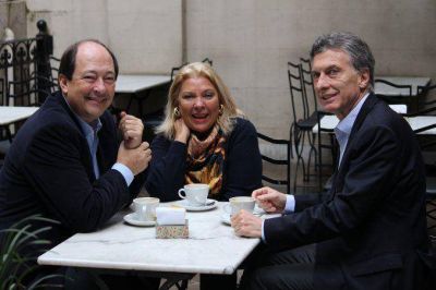 �Apareci� Sanz! 