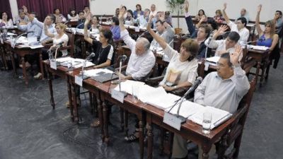 Senz asumir con un aumento del 33% en los impuestos