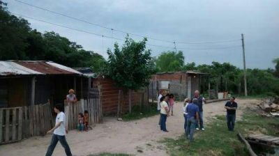 El Intendente coordin� Plan de Contingencia en barrios ribere�os