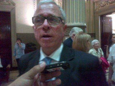 Pac�fico asumi� como senador y cifr� sus esperanzas en un venturoso porvenir