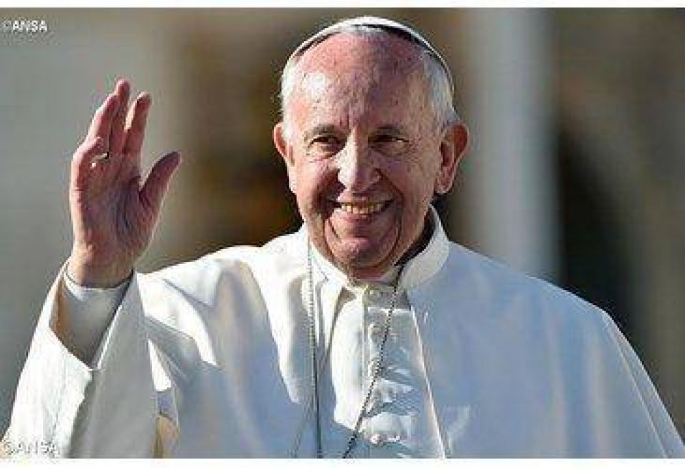 El Papa recuerda a los padres su ‘delicada tarea de construir puentes’