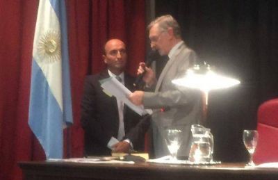 Eduardo Rodr�guez fue reelecto presidente del Concejo Deliberante