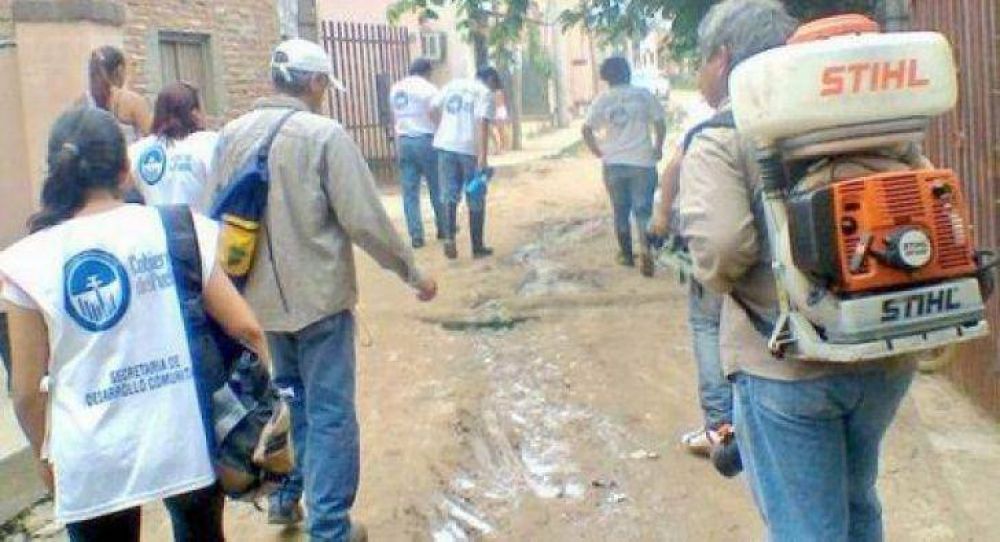El Municipio asisti� a cien familias de la zona ribere�a