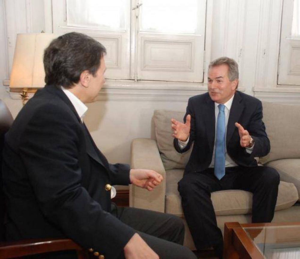 Bevilacqua no estar�a presente en el acto de asunci�n de Gay