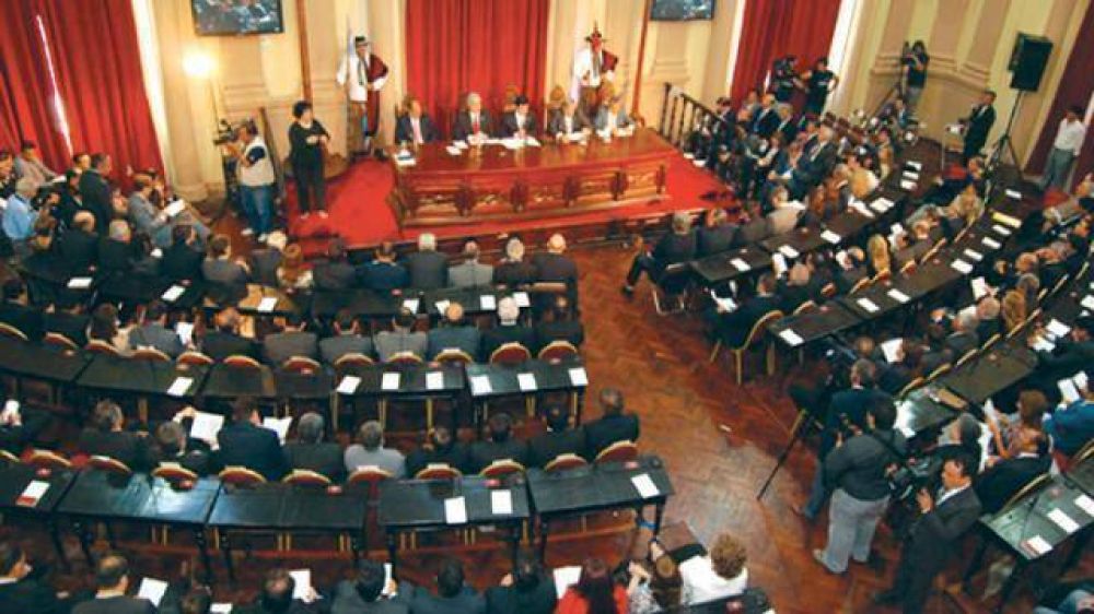El gobernador Urtubey asumir� el jueves en la Legislatura su tercer mandato