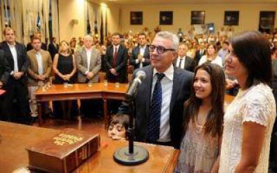 Tigre: Julio Zamora asumi� como Intendente