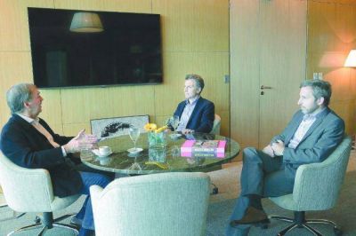 Macri prepara una reuni�n con gobernadores