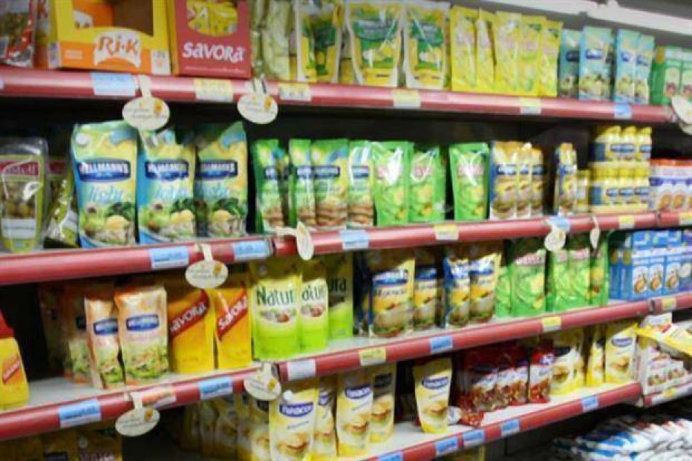 Denuncian subas de 25% en alimentos