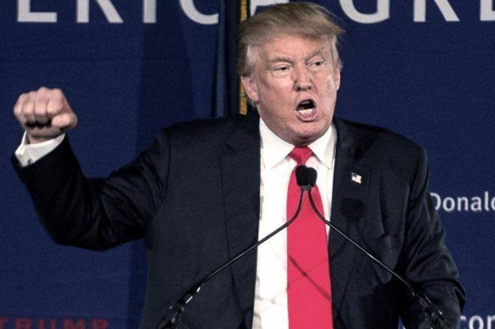 Adem�s de querer prohibir la entrada a musulmanes, Trump llama a cerrar internet