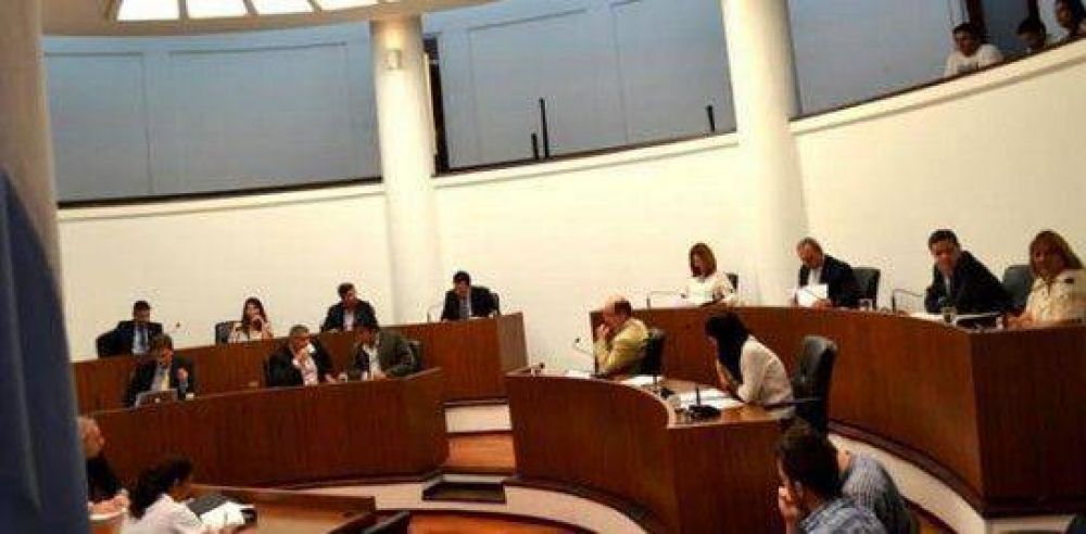 Declaran a los reservorios como �bienes de dominio p�blico local�